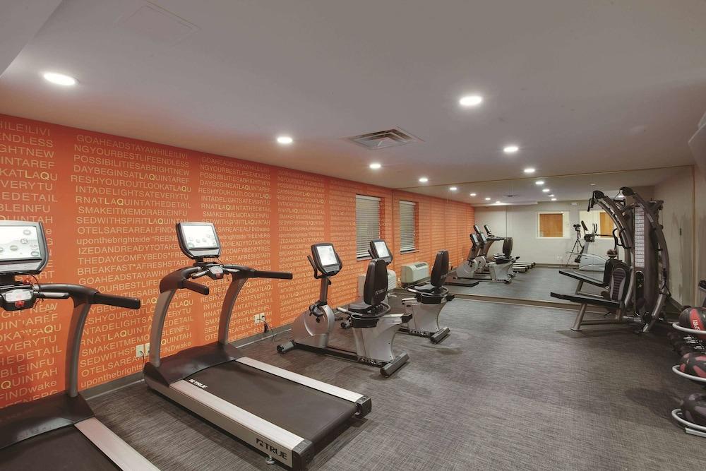La Quinta Inn & Suites By Wyndham Detroit Metro Airport Romulus Exteriör bild