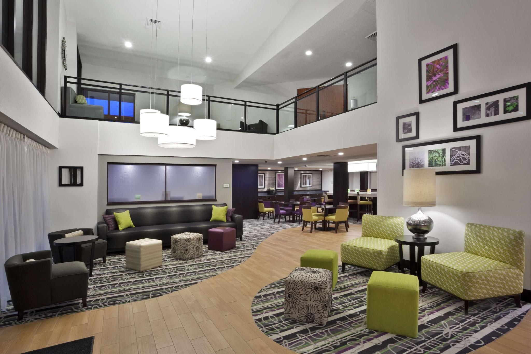 La Quinta Inn & Suites By Wyndham Detroit Metro Airport Romulus Exteriör bild