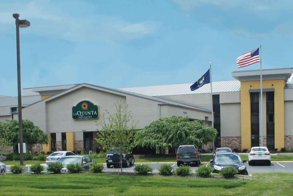 La Quinta Inn & Suites By Wyndham Detroit Metro Airport Romulus Exteriör bild